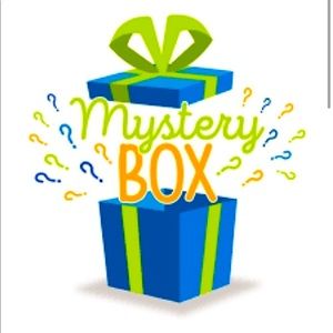 Mystery Package of Jewelry & Makeup & More! Comes With 10 Mystery Assorted Items